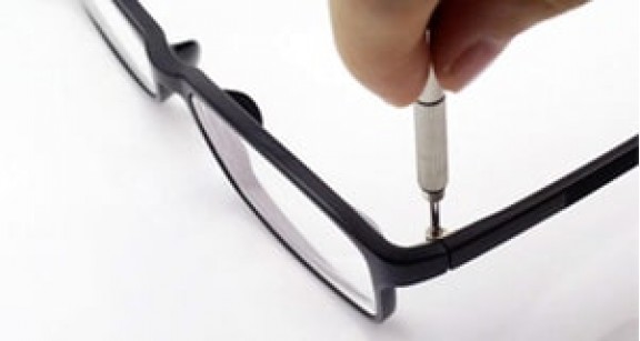Как починить очки