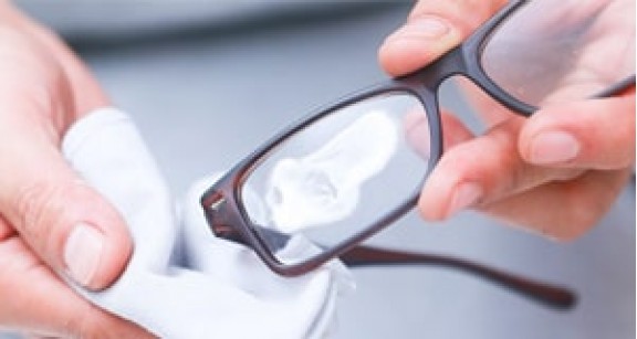Как правильно ухаживать за солнцезащитными очками