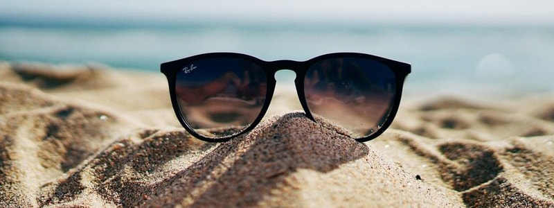 затемненные очки на пляж фото